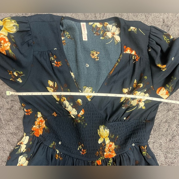 Long Sleeve Floral Dress! - Picture 13 of 15